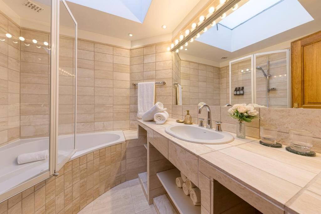 Chic Penthouse Grand-Place 브뤼셀 외부 사진